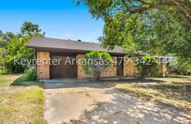 Updated 3 Bedroom Home with Large Backyard in the Heart of Springdale Gallery 1