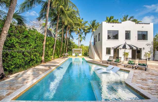 3483 Chase Ave photos photos