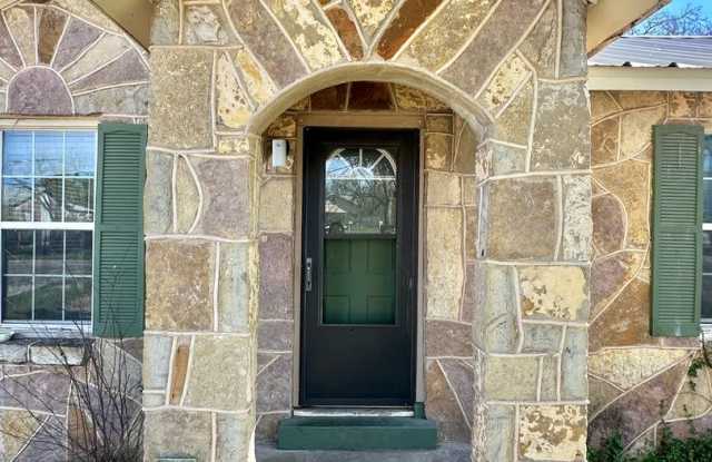 COMING AUGUST 2025 - Charming 2-Bedroom Home! - 1208 Hassell Street, San Angelo, TX 76901