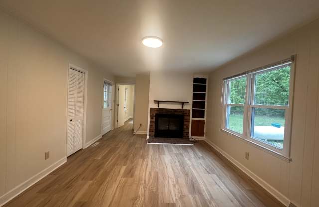 5256 Irish Road Gallery 4