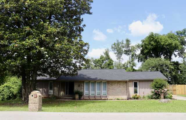 2605 Yuma Dr. photos photos