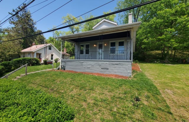 1137 Oakleaf Dr - 1137 Oakleaf Drive, Pittsburgh, PA 15207