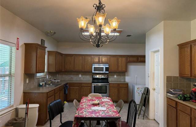 1209 Firewheel Place Gallery 3
