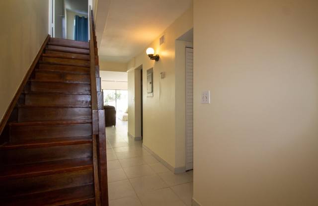 1435 WHITE PINE Drive Gallery 2