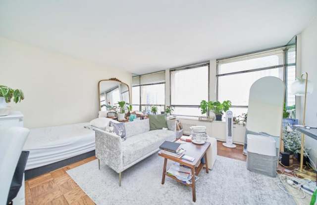 300 East 33rd Street Gallery 2