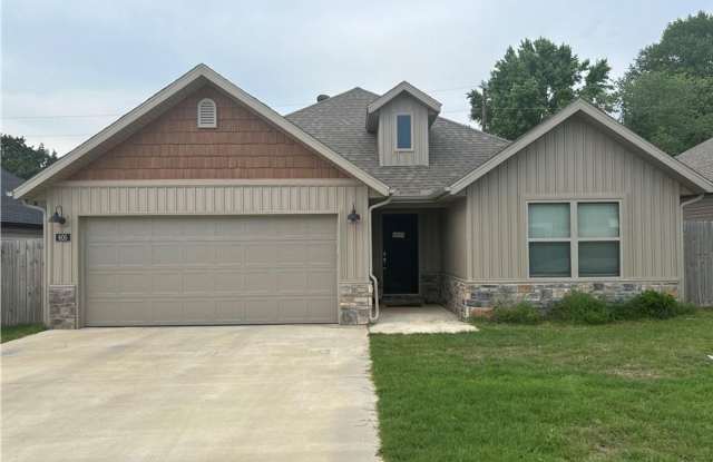 605 Wire Ridge photos photos