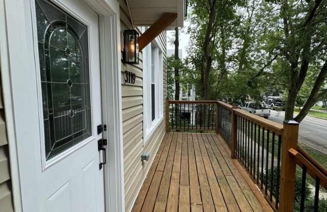 3119 S 53rd Avenue Gallery 2