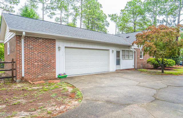 120 Fox Hunt Lane Gallery 4