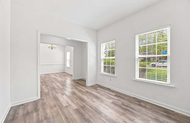 1748 Chinchester Ln Gallery 2