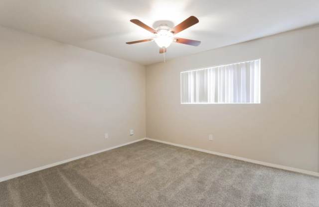 Town Center Apartments Gallery 2