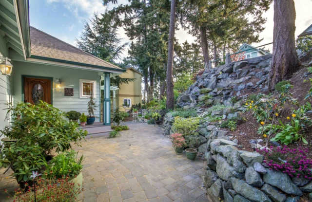 108 South 3rd Street photos photos