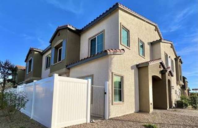 3 Bedroom 2.5 Bathroom Townhome - Pet Friendly. photos photos