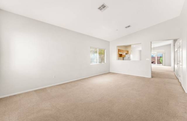 Charming Single-Story Cul-de-Sac Home with a Spacious, Versatile Layout! Gallery 4