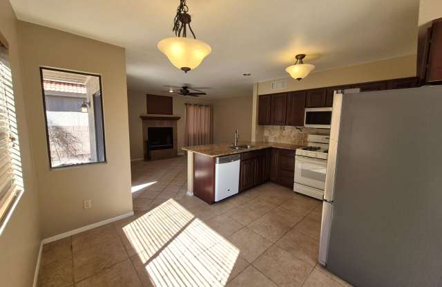 8863 North Willeta Drive Gallery 2