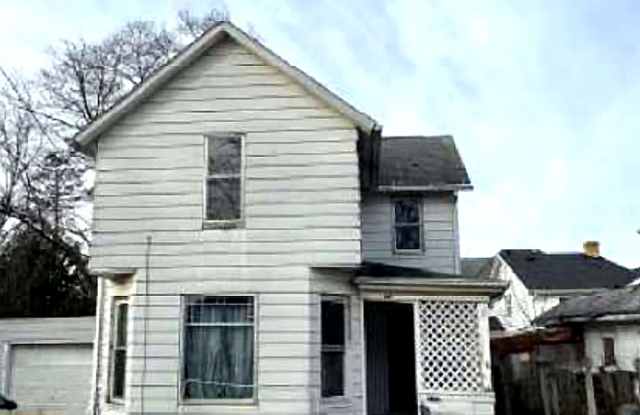 810 S James Ave photos photos
