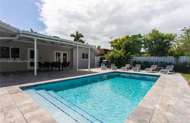 833 Washington St photos photos