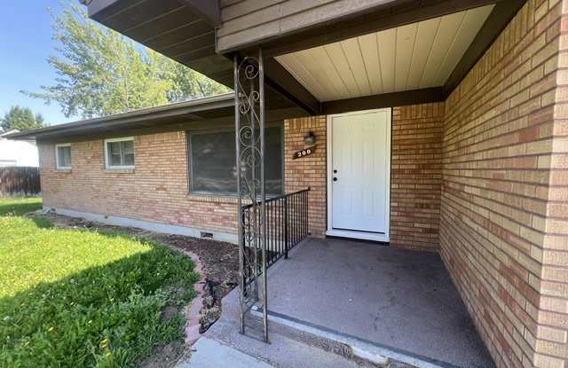 200 East Boise Avenue Gallery 1