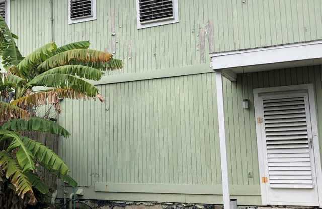 5806 Ave S 1/2 - 5806 Ave S 1/2, Galveston, TX 77551