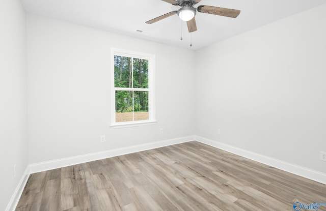 BEAUTIFUL RENTAL HOME IN ARAB, AL! - 335 Maple Circle, Marshall County, AL 35016