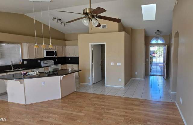 9163 W Davis Road photos photos