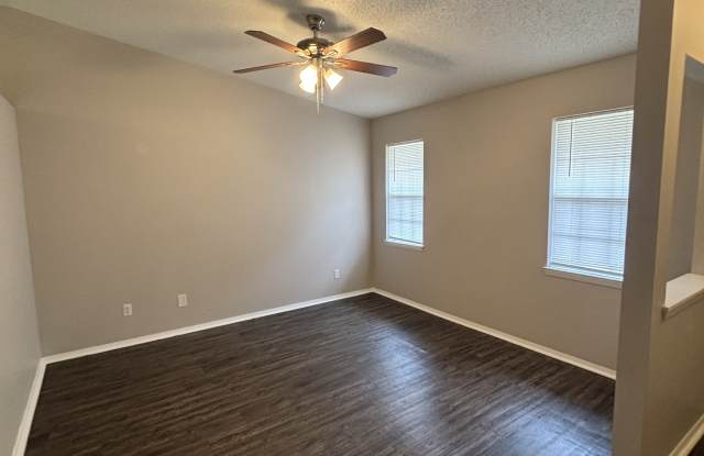 4 Woodbriar Ct Gallery 4