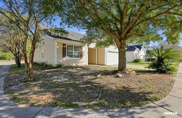 Charming 3BR House in Charleston Gallery 1