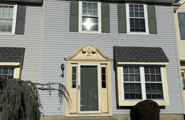 52 Aberdare Court unit: 4 photos photos