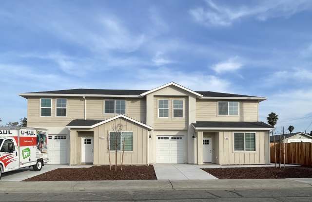 4040 Balsam Street - 4040 Balsam Street, Sacramento, CA 95838