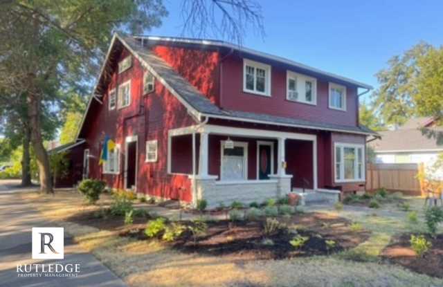 East Medford Victorian Upstairs Apartment photos photos