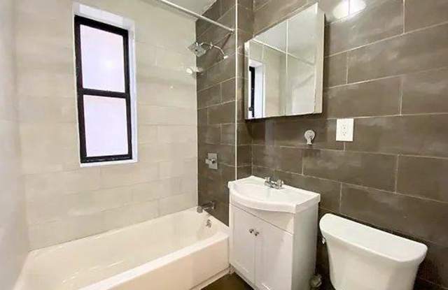 119 Post Avenue Gallery 4