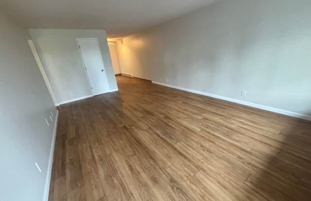 Fairway Village Apartments Gallery 4
