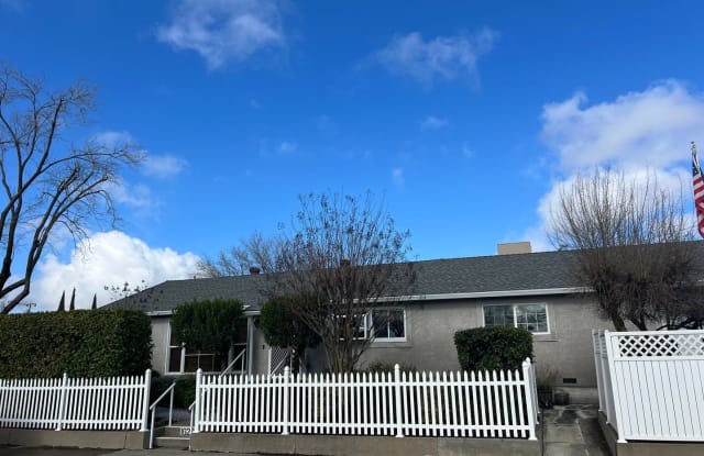 1620 Park Ave - 1620 Park Avenue, Red Bluff, CA 96080