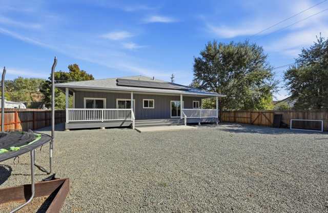 18287 Deer Hollow Road Gallery 1