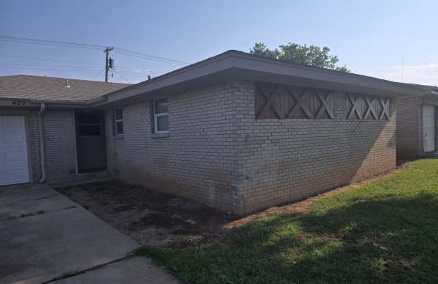 429 NW 85th St - 429 Northwest 85th Street, Oklahoma City, OK 73114