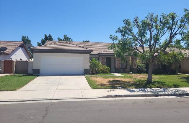 Single Story 3BR + Office/Den in French Valley Gallery 3