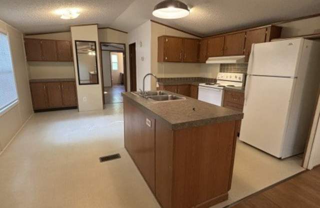 103 Kate Ave - 103 Kate Avenue, Troy, AL 36079