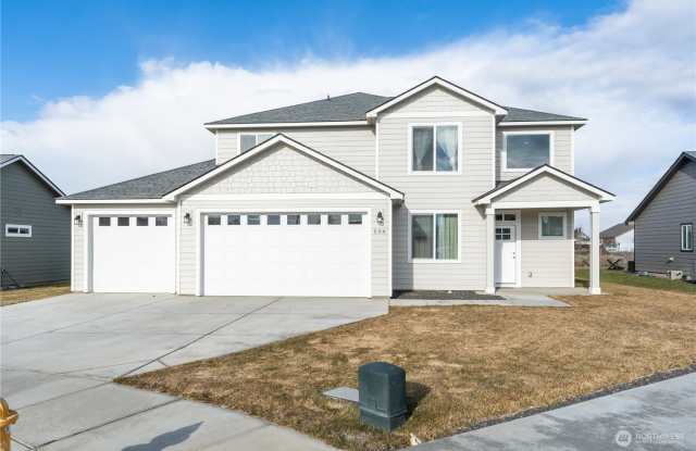 506 E Grace Taylor Street - 506 East Grace Taylor Street, Moses Lake, WA 98837 506 E Grace Taylor Street - 506 East Grace Taylor Street, Moses Lake, WA 98837