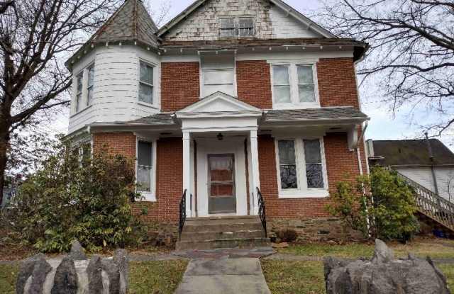417 W Walnut St - 417 West Walnut Street, Perkasie, PA 18944