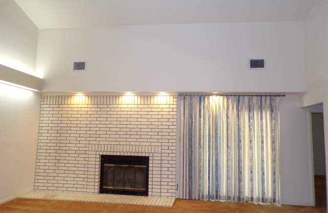 205 Muirfield Gallery 3