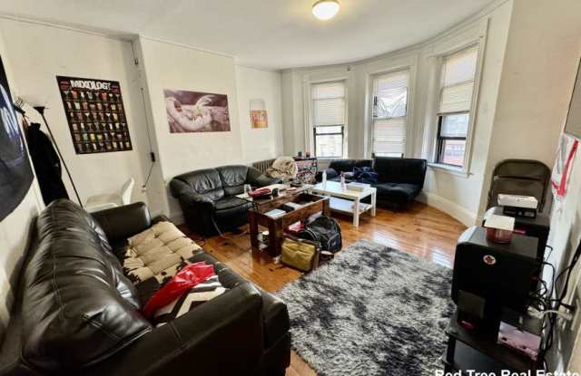 872 Huntington Ave. photos photos