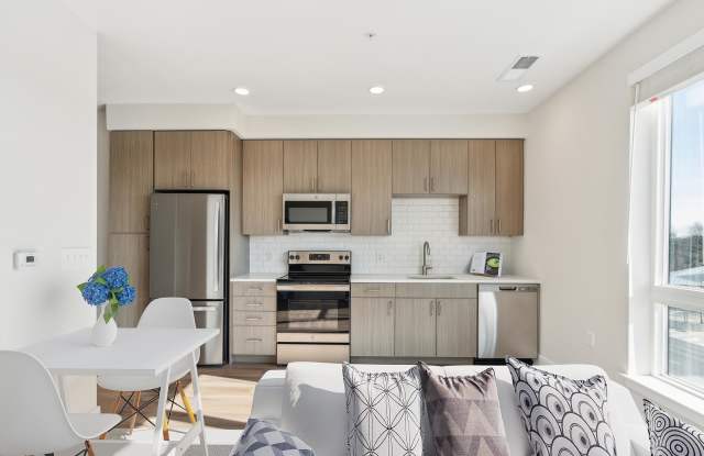 The Rae photos photos