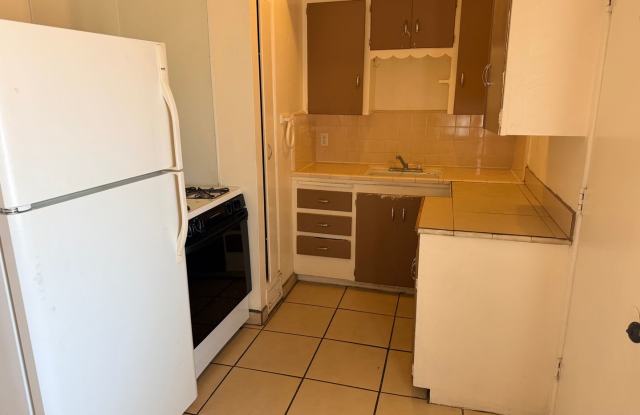 Cute 1 Bedroom Unit Centrally Located in Yuma Gallery 3