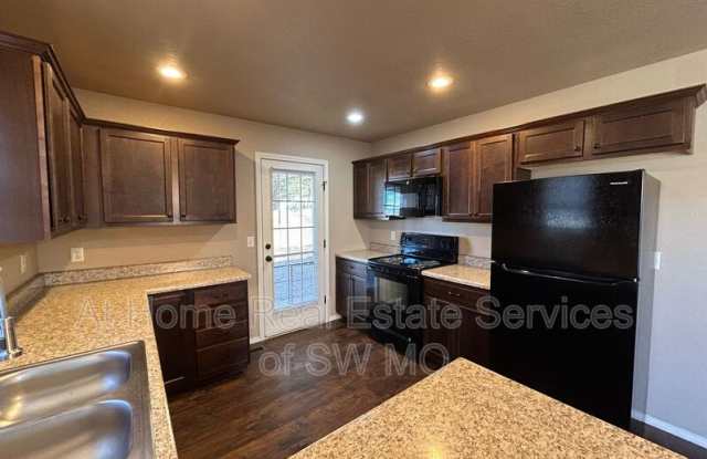 3236 N Travis photos photos