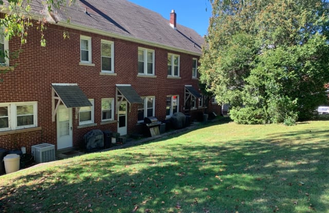 620 Beech Avenue - 620 Beech Avenue, Charleston, WV 25302