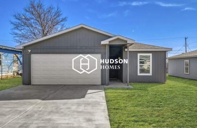 1331 Northwest 11th Avenue - 1331 Northwest 11th Avenue, Amarillo, TX 79107