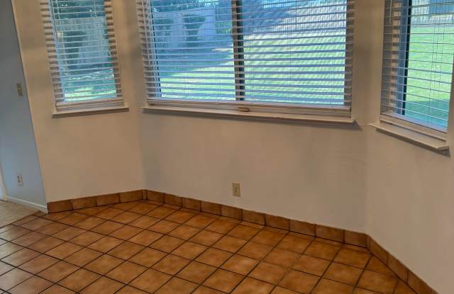 3755 Hatchers Cir Gallery 4