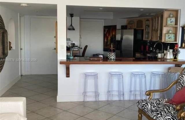 11930 N Bayshore Dr photos photos