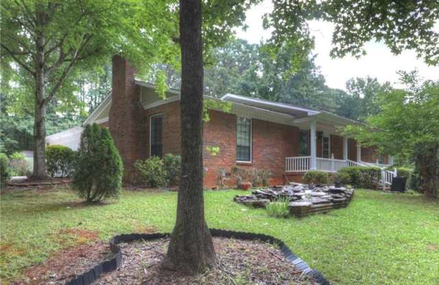 1766 Suwanee Valley Road Gallery 2