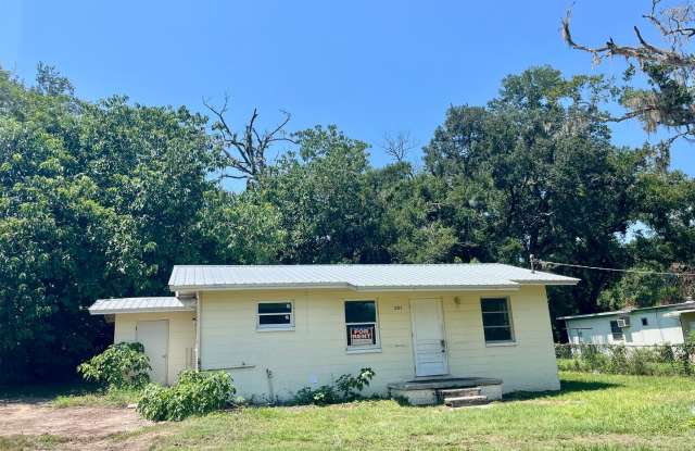 Dade City 2BR/1BA Home in a Quiet Country Setting photos photos