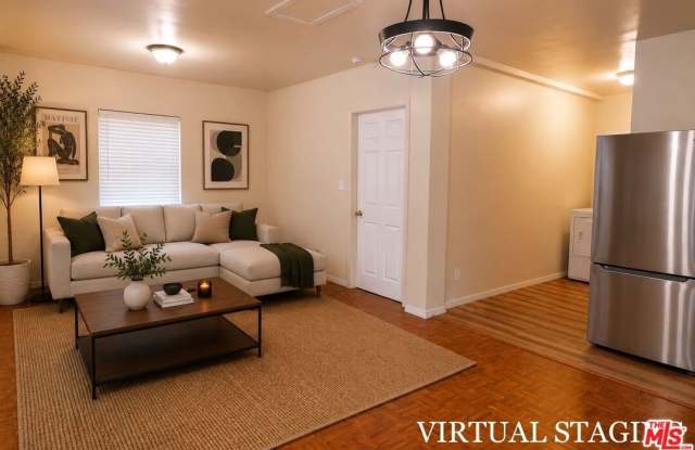 642 N La Jolla Ave Gallery 3